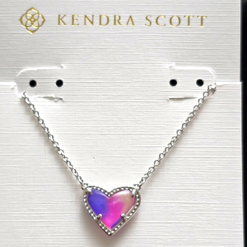 Kendra Scott Ari Heart Pendant Necklace In Watercolor Illusion